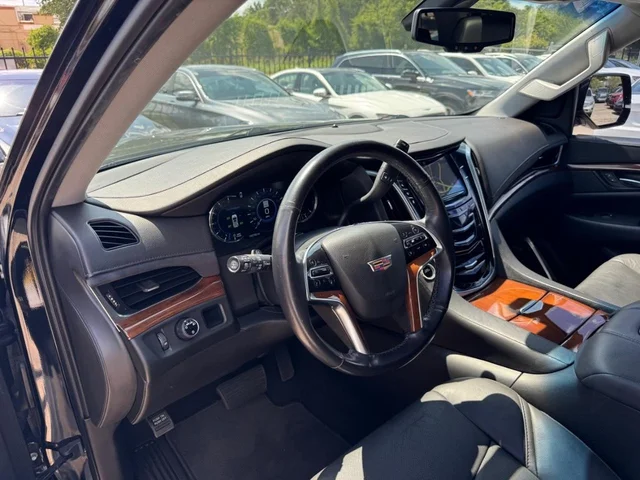 SEMINUEVOS CADILLAC Escalade a Estados en autogozo