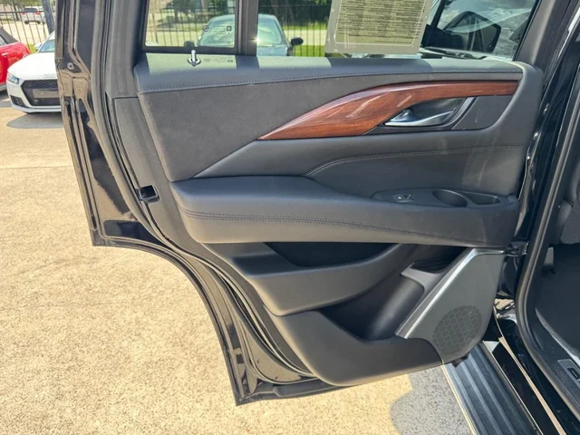 SEMINUEVOS CADILLAC Escalade a Estados en autogozo
