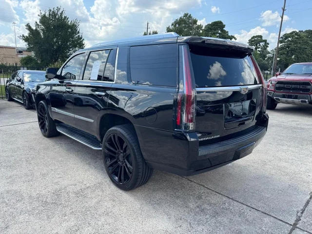 SEMINUEVOS CADILLAC Escalade a Estados en autogozo