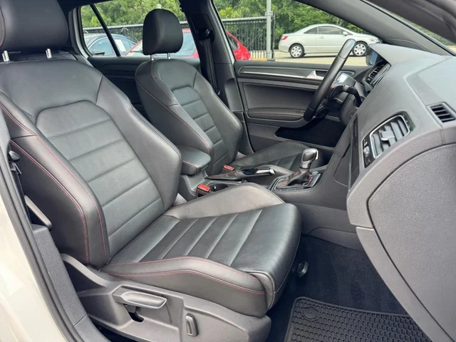 SEMINUEVOS VOLKSWAGEN Golf GTI a Estados en autogozo