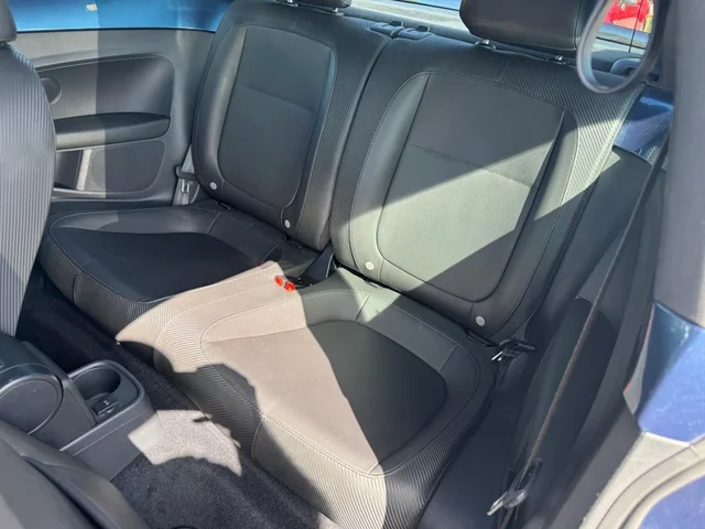 SEMINUEVOS VOLKSWAGEN Beetle Coupe a Estados en autogozo