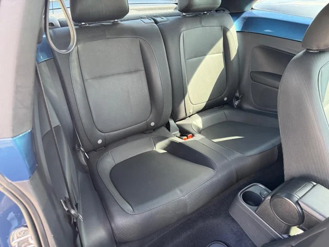 SEMINUEVOS VOLKSWAGEN Beetle Coupe a Estados en autogozo