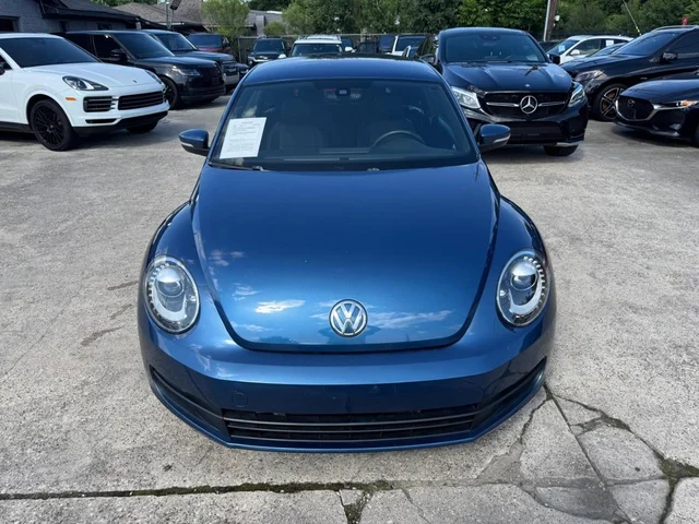 SEMINUEVOS VOLKSWAGEN Beetle Coupe a Estados en autogozo
