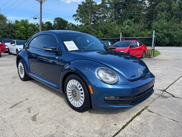 SEMINUEVOS VOLKSWAGEN Beetle Coupe a Estados en autogozo