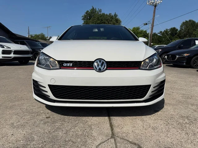 SEMINUEVOS VOLKSWAGEN Golf GTI a Estados en autogozo