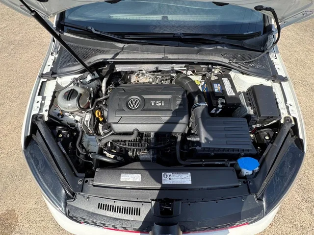 SEMINUEVOS VOLKSWAGEN Golf GTI a Estados en autogozo
