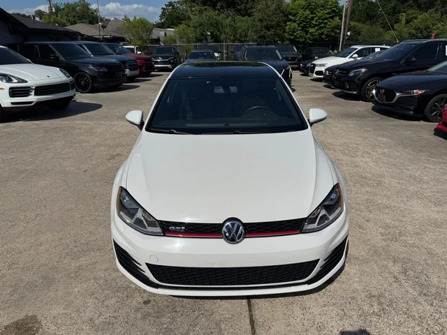 SEMINUEVOS VOLKSWAGEN Golf GTI a Estados en autogozo