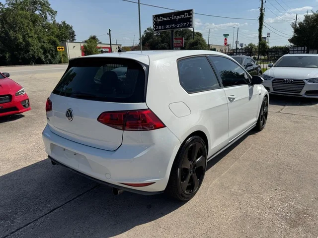 SEMINUEVOS VOLKSWAGEN Golf GTI a Estados en autogozo