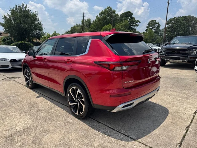 SEMINUEVOS MITSUBISHI Outlander a Estados en autogozo