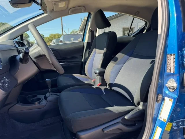 SEMINUEVOS TOYOTA Prius C a Estados en autogozo