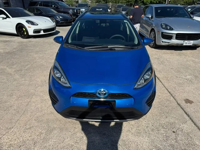 SEMINUEVOS TOYOTA Prius C a Estados en autogozo