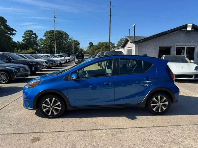 SEMINUEVOS TOYOTA Prius C a Estados en autogozo