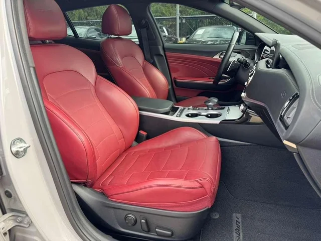 SEMINUEVOS KIA Stinger a Estados en autogozo