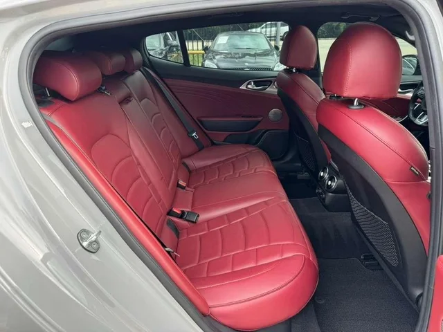 SEMINUEVOS KIA Stinger a Estados en autogozo