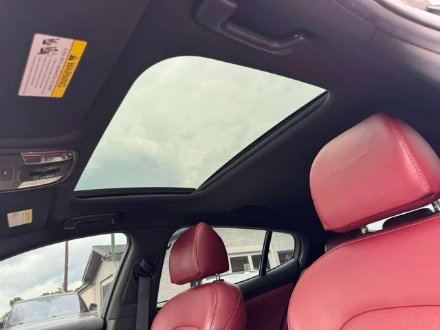 SEMINUEVOS KIA Stinger a Estados en autogozo