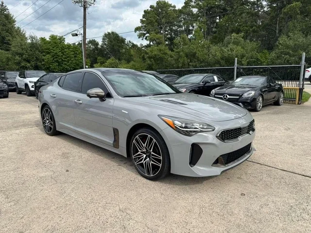 SEMINUEVOS KIA Stinger a Estados en autogozo