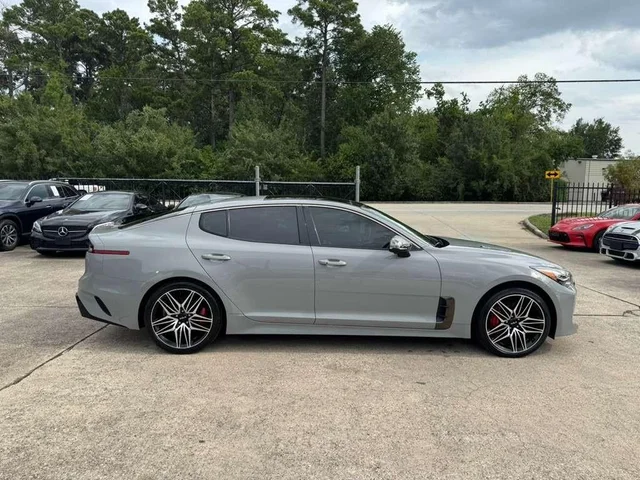 SEMINUEVOS KIA Stinger a Estados en autogozo