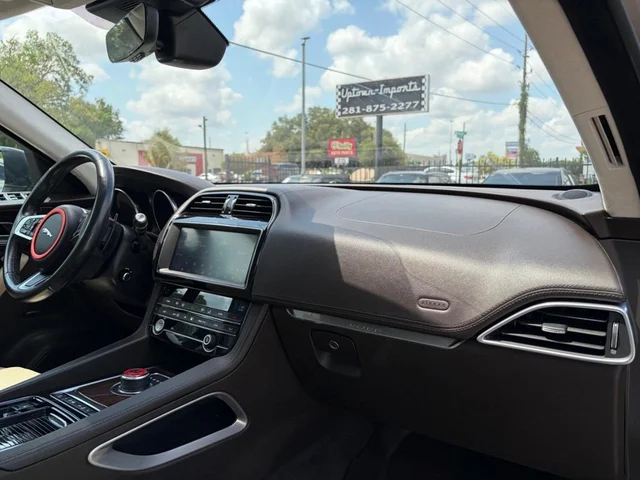 SEMINUEVOS JAGUAR F-Pace a Estados en autogozo