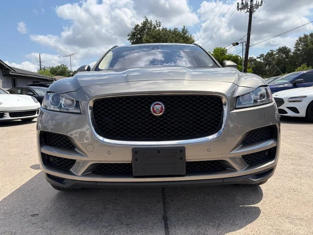 SEMINUEVOS JAGUAR F-Pace a Estados en autogozo
