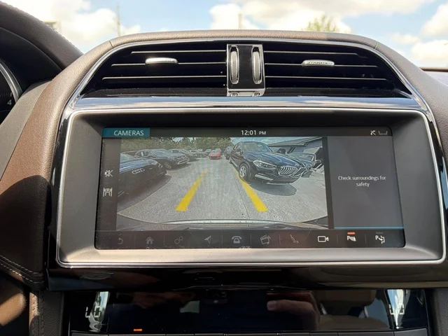 SEMINUEVOS JAGUAR F-Pace a Estados en autogozo