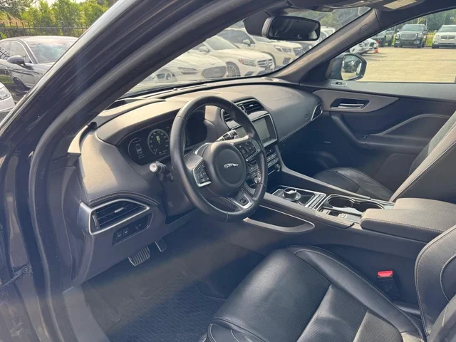 SEMINUEVOS JAGUAR F-Pace a Estados en autogozo