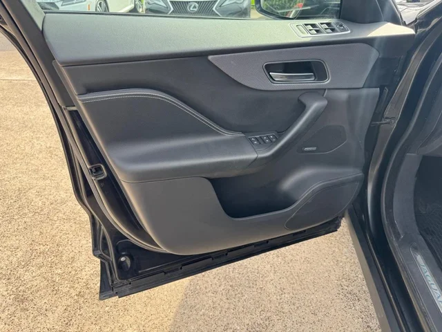 SEMINUEVOS JAGUAR F-Pace a Estados en autogozo