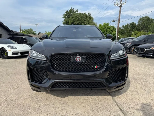 SEMINUEVOS JAGUAR F-Pace a Estados en autogozo
