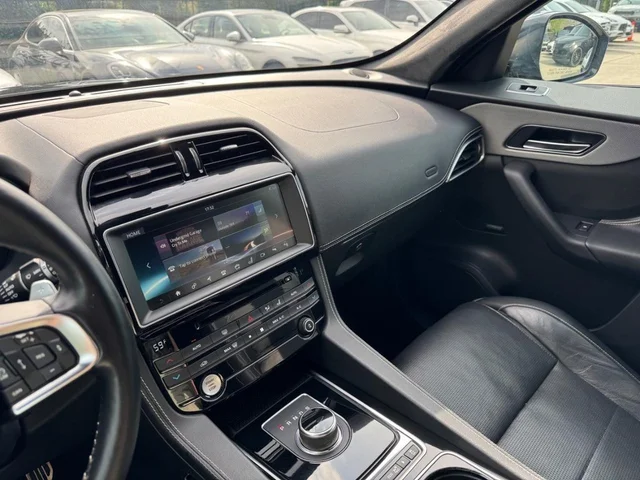 SEMINUEVOS JAGUAR F-Pace a Estados en autogozo