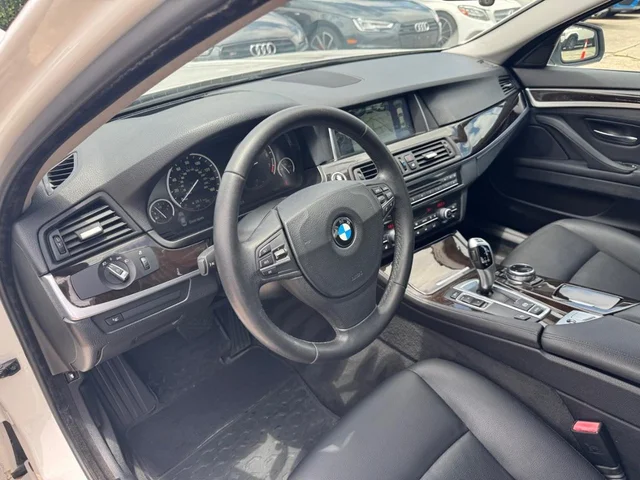 SEMINUEVOS BMW 528i a Estados en autogozo