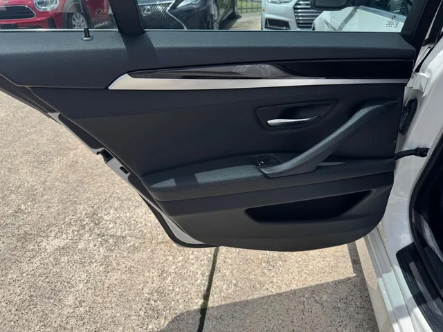 SEMINUEVOS BMW 528i a Estados en autogozo