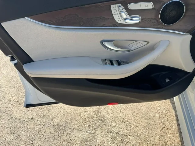 SEMINUEVOS MERCEDES-BENZ E 300 a Estados en autogozo