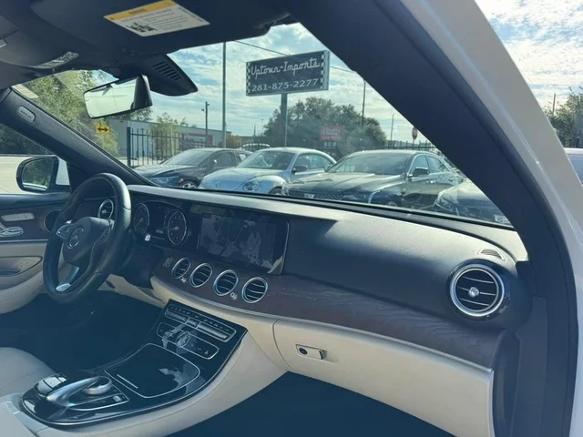 SEMINUEVOS MERCEDES-BENZ E 300 a Estados en autogozo