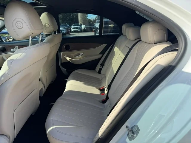 SEMINUEVOS MERCEDES-BENZ E 300 a Estados en autogozo