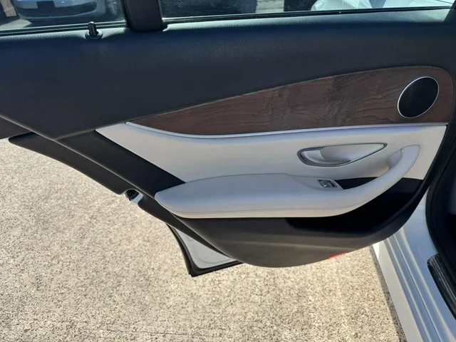 SEMINUEVOS MERCEDES-BENZ E 300 a Estados en autogozo