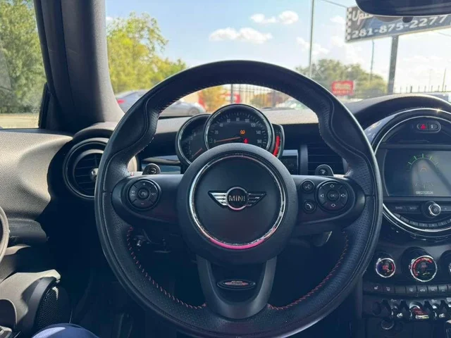 SEMINUEVOS MINI Convertible a Estados en autogozo