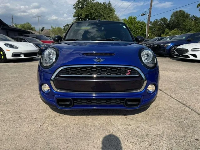 SEMINUEVOS MINI Convertible a Estados en autogozo