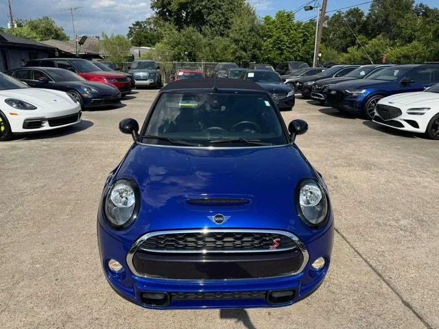 SEMINUEVOS MINI Convertible a Estados en autogozo