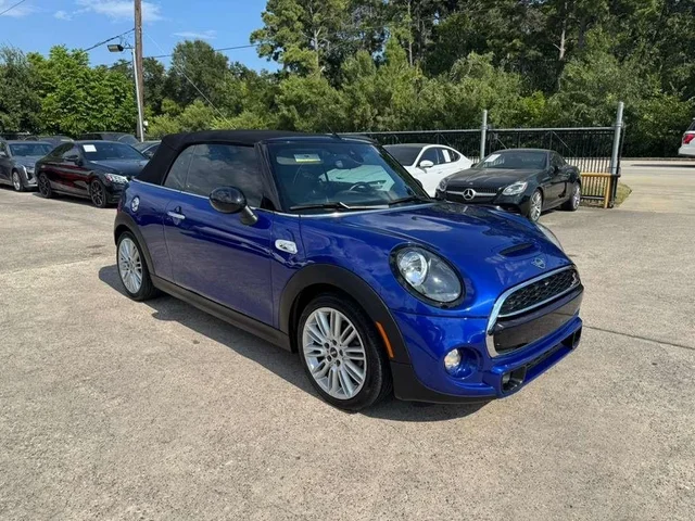 SEMINUEVOS MINI Convertible a Estados en autogozo
