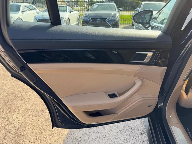 SEMINUEVOS PORSCHE Panamera a Estados en autogozo