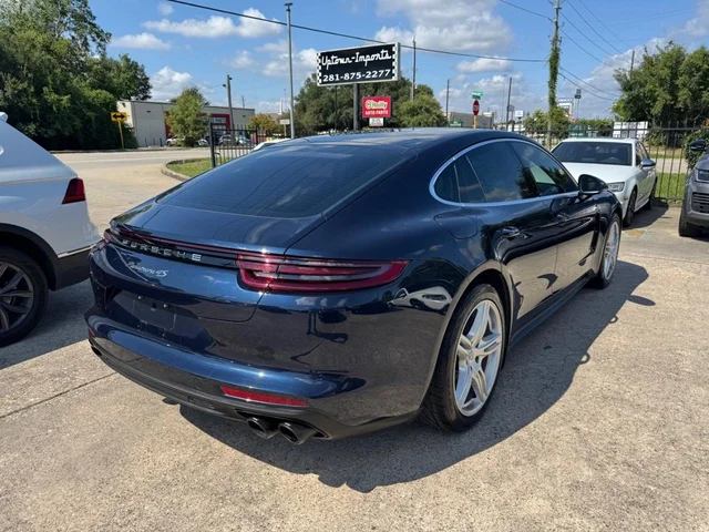 SEMINUEVOS PORSCHE Panamera a Estados en autogozo