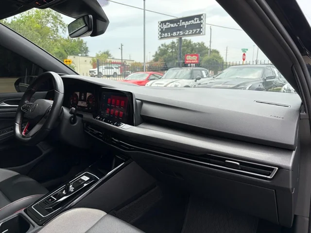 SEMINUEVOS VOLKSWAGEN Golf GTI a Estados en autogozo