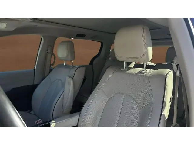 SEMINUEVOS CHRYSLER Pacifica a Estados en autogozo