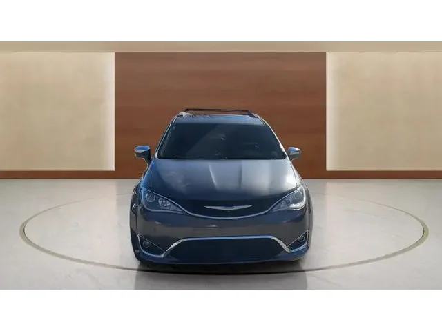 SEMINUEVOS CHRYSLER Pacifica a Estados en autogozo
