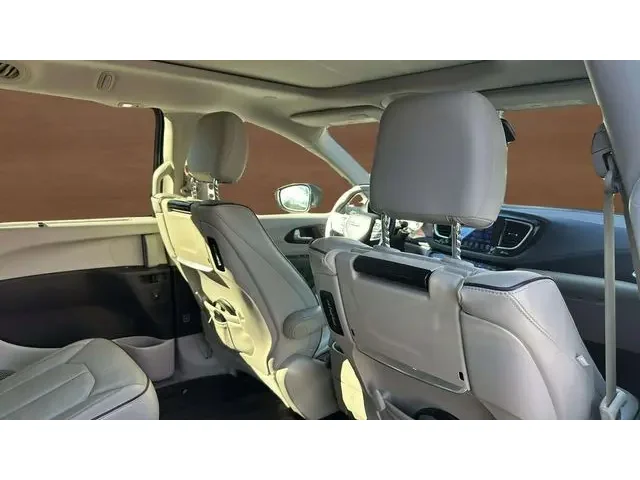 SEMINUEVOS CHRYSLER Pacifica a Estados en autogozo