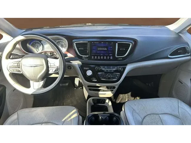 SEMINUEVOS CHRYSLER Pacifica a Estados en autogozo