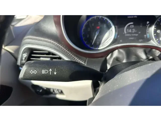 SEMINUEVOS CHRYSLER Pacifica a Estados en autogozo