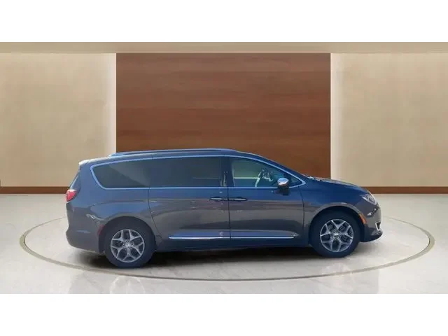 SEMINUEVOS CHRYSLER Pacifica a Estados en autogozo