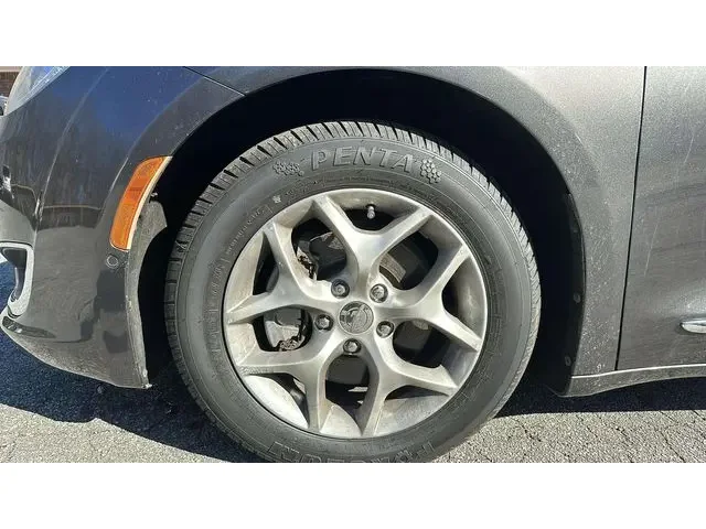 SEMINUEVOS CHRYSLER Pacifica a Estados en autogozo