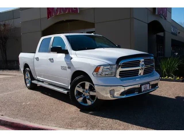 SEMINUEVOS RAM 1500 Crew Cab a Estados en autogozo