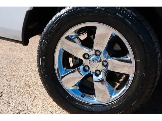 SEMINUEVOS RAM 1500 Crew Cab a Estados en autogozo